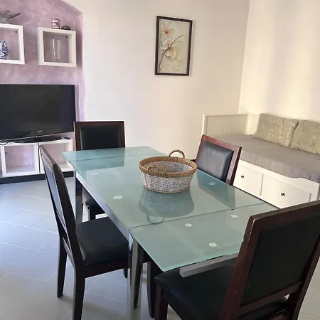 Golfo Dei Poeti アパート